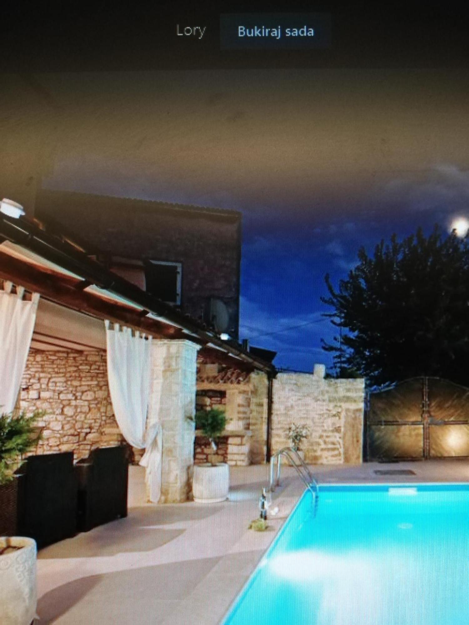 Lory Vila Sveti Lovreč Pazenatički Exterior foto