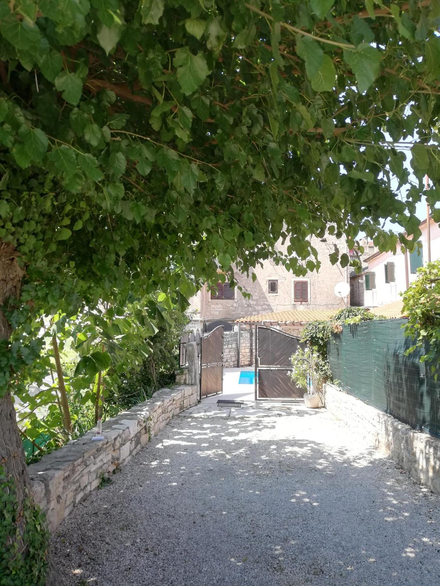 Lory Vila Sveti Lovreč Pazenatički Exterior foto