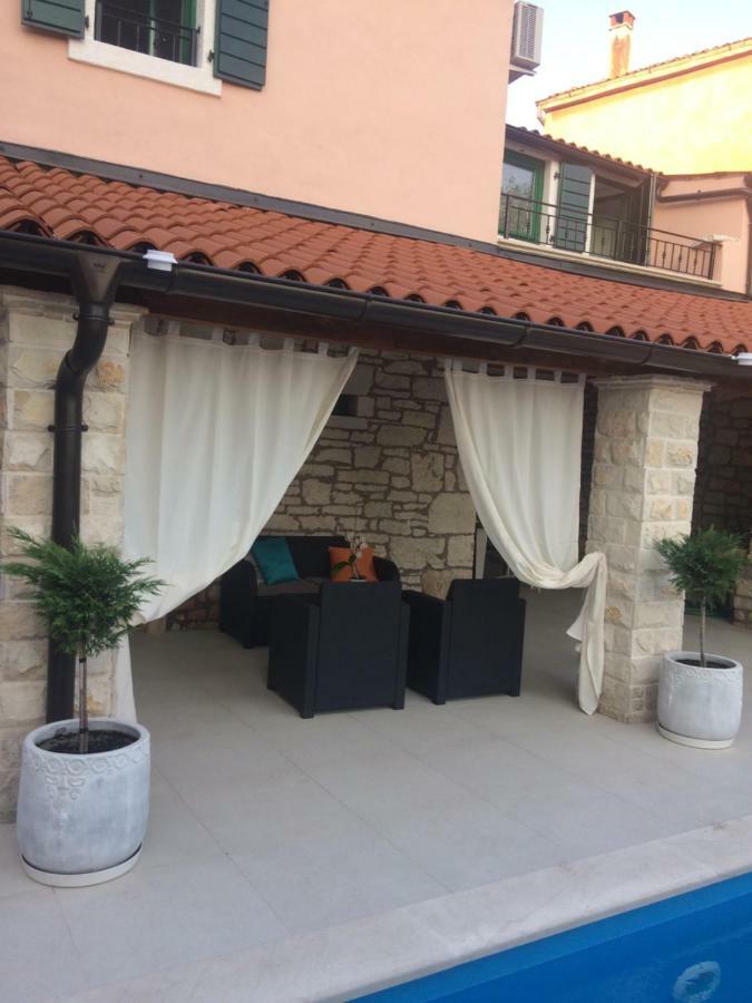 Lory Vila Sveti Lovreč Pazenatički Exterior foto